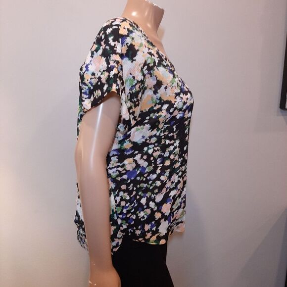 3/$20 BCBGENERATION Floral Flowy Blouse Short Sleeve Draped Open Back Cut Out - Picture 10 of 12